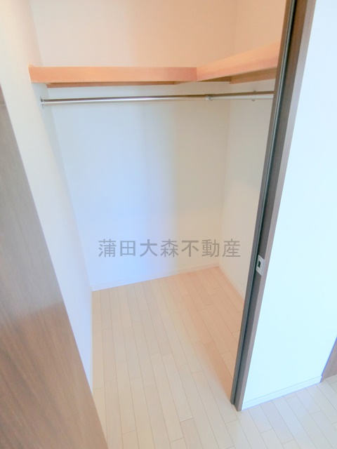 収納　洋室5.6帖　収納　ウォークインクローゼット