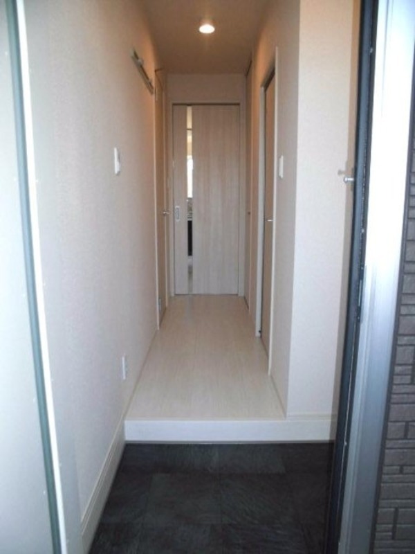 玄関　図面と現状に相違がある場合には現状を優先