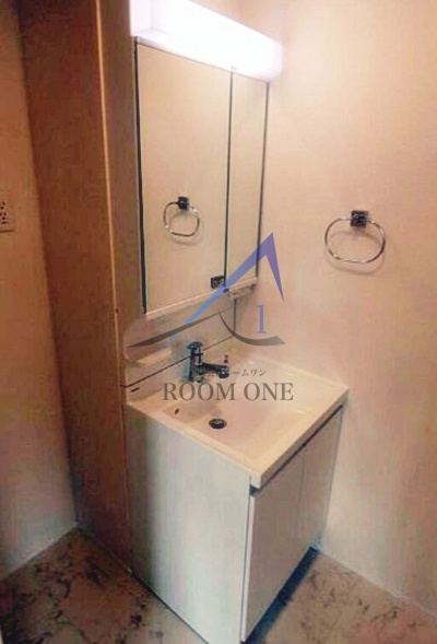 洗面設備　洗面台です。