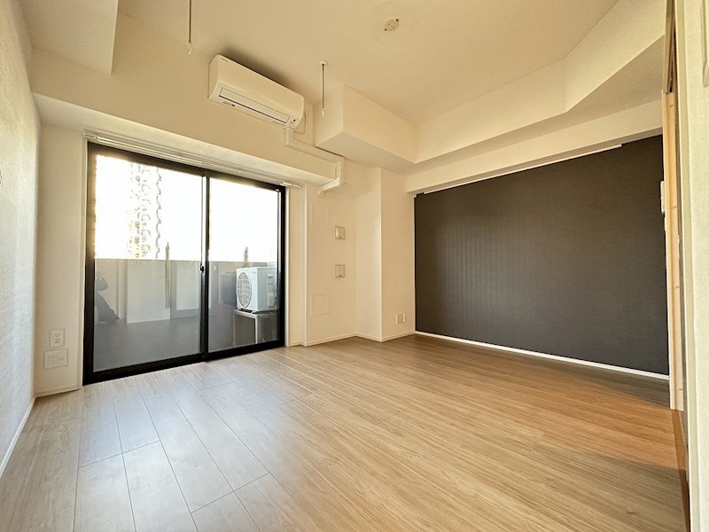 居室・リビング　別号室写真使用