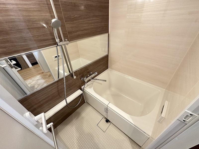 バス・シャワールーム　別号室写真使用