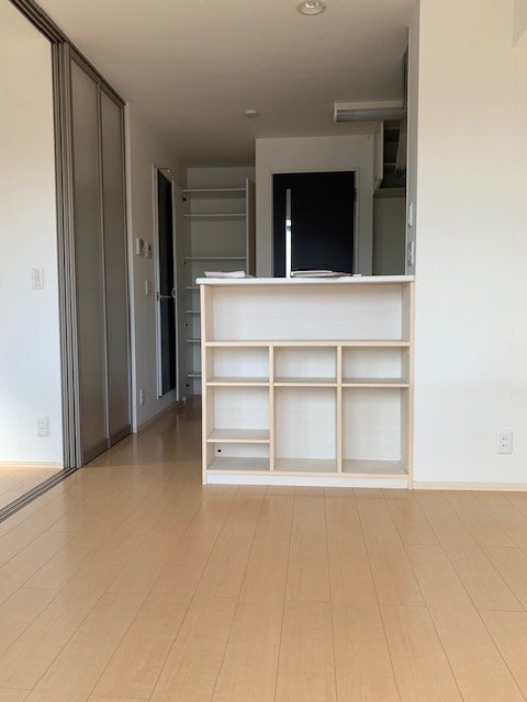 居室・リビング　南向きの明るいダイニング