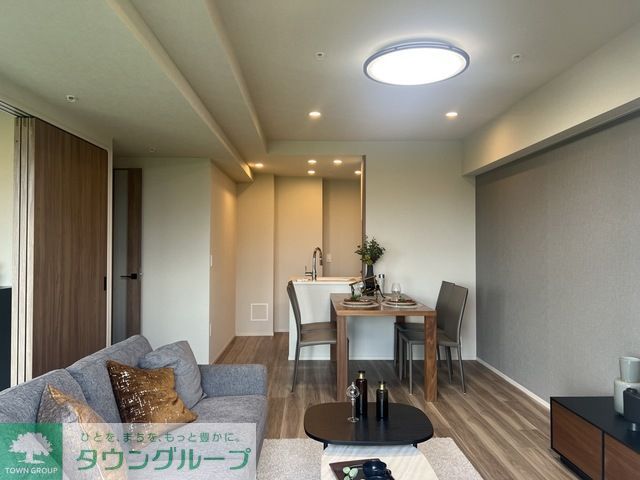 居室・リビング　Dタイプ2025年8月撮影 ＭＲ時の写真で調度品等は含まれ…