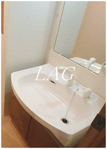 洗面設備　独立洗面台です。