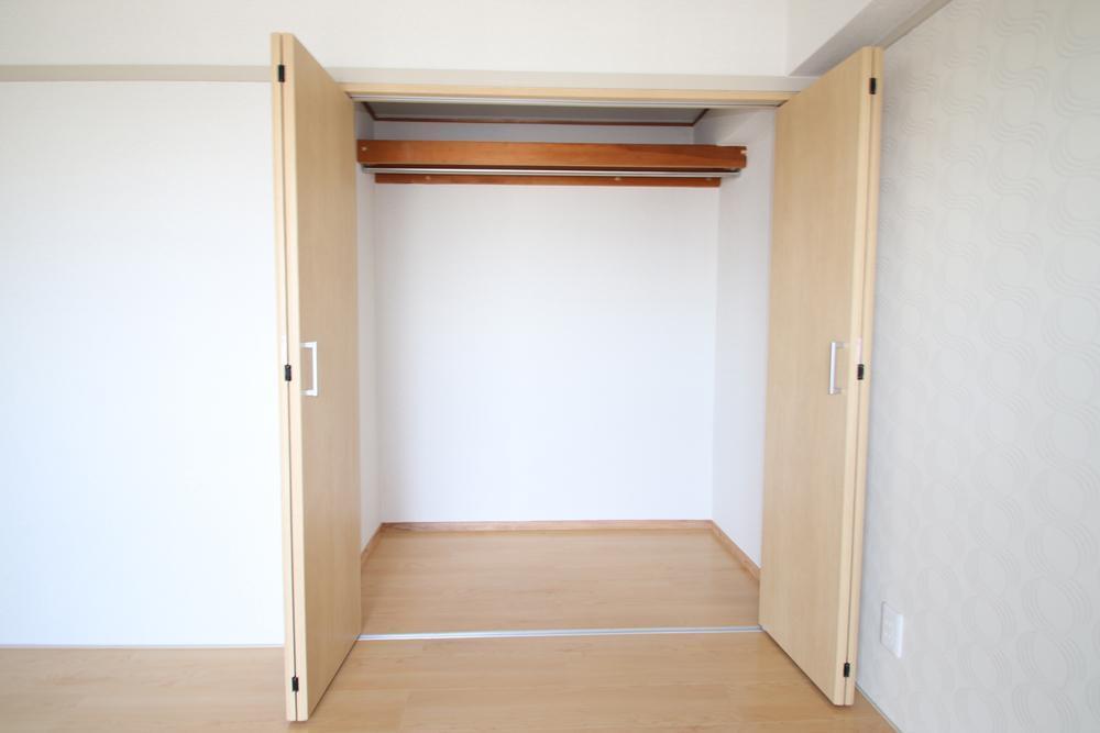 収納　洋間の収納