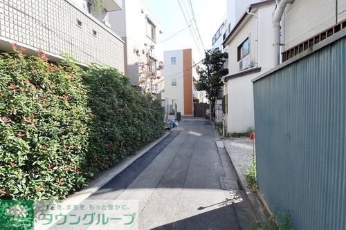 エントランス　駐車場