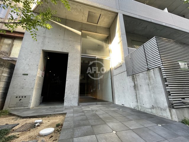 エントランス　ベルニーニ南森町　エントランス