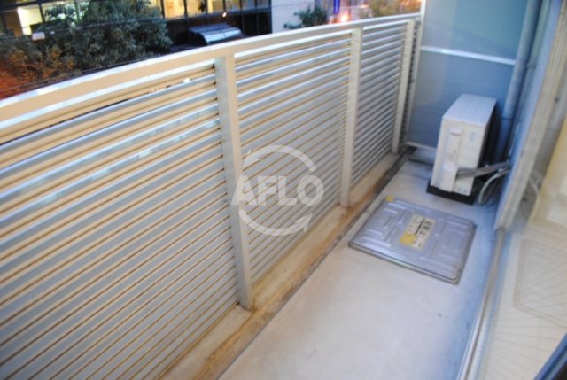 バルコニー　ベルニーニ南森町　バルコニー