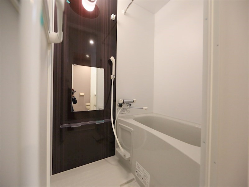 バス・シャワールーム　バスルーム　浴室暖房乾燥機付