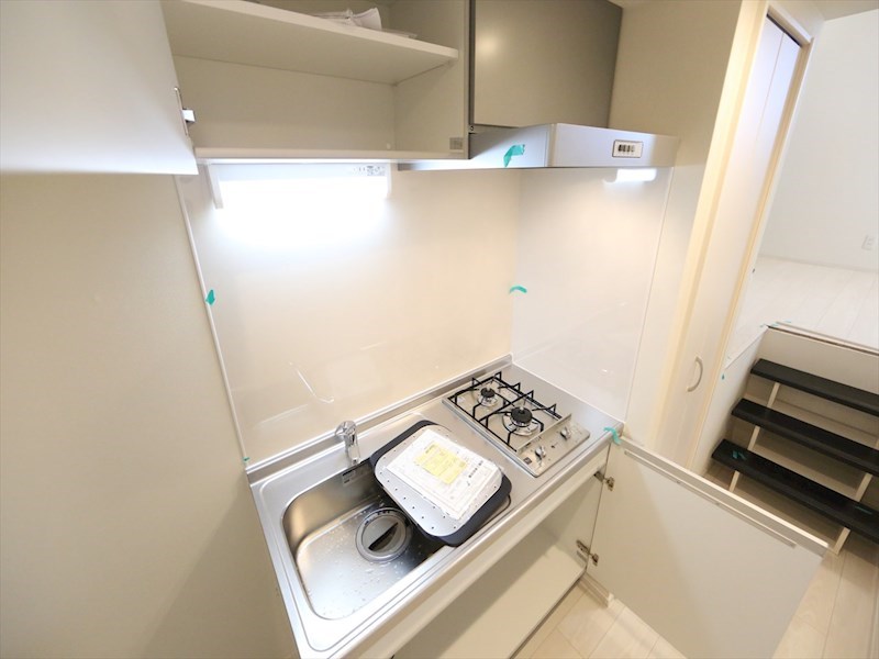 キッチン　システムキッチン（ガス2口コンロ付）