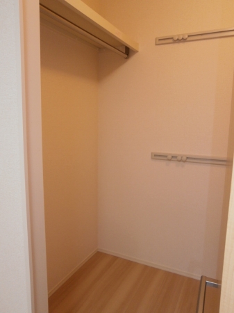 収納　ウォークインクローゼット