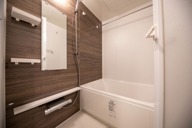 バス・シャワールーム　日々の疲れを癒すお風呂付です