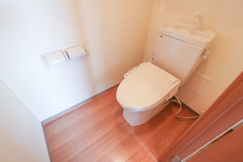 トイレ　図面と現状に相違がある場合には現状を優先