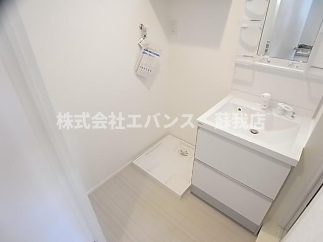 洗面設備　広い洗面スペース