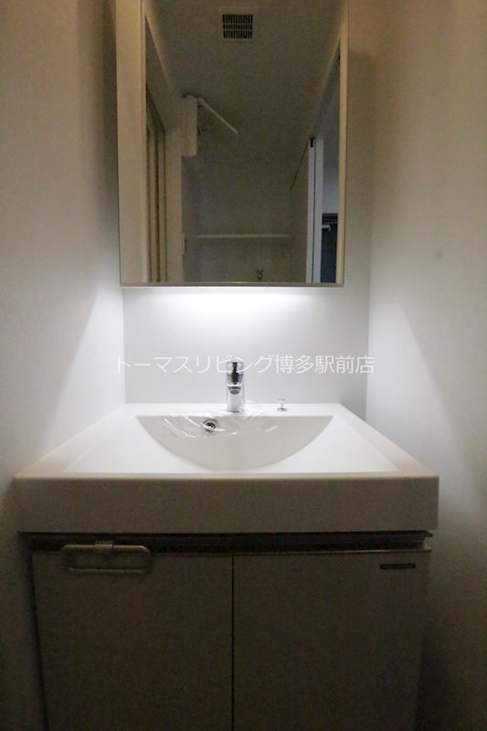 洗面設備　※別号室の参考写真になります。