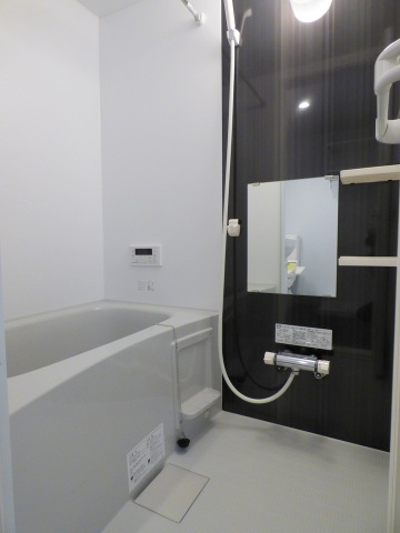バス・シャワールーム　バスルーム