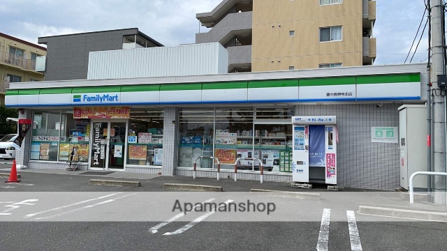 コンビニ　ファミリーマート豊中長興寺北店（コンビニ）まで600m
