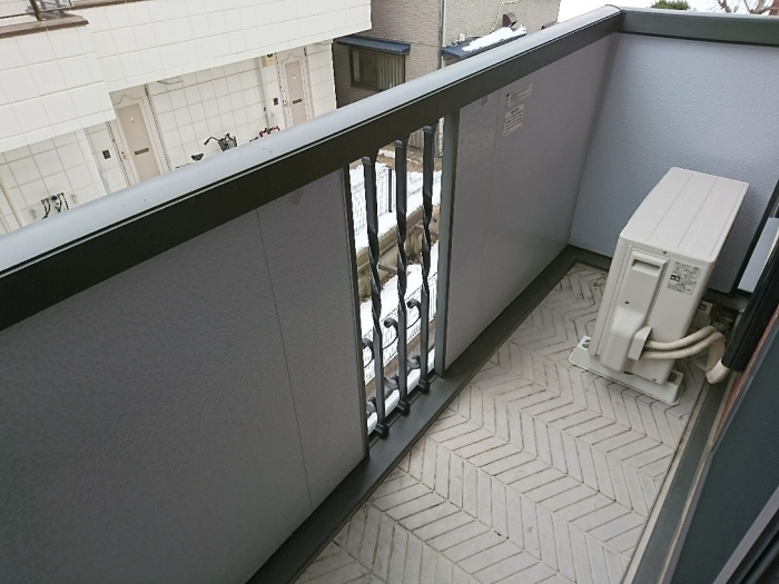 バルコニー　※反転タイプの写真参照