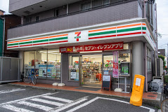 コンビニ　セブンイレブン 同潤会松江店（コンビニ）まで604m