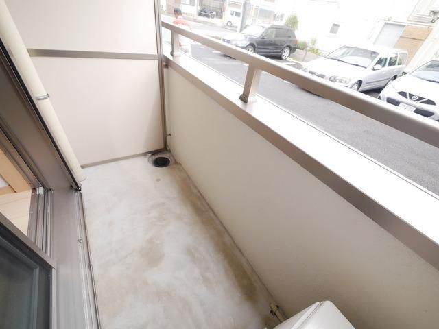 バルコニー　同物件別部屋写真