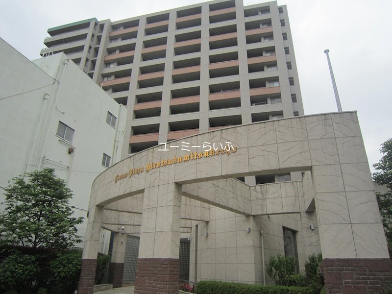 建物外観　立派な佇まいです♪