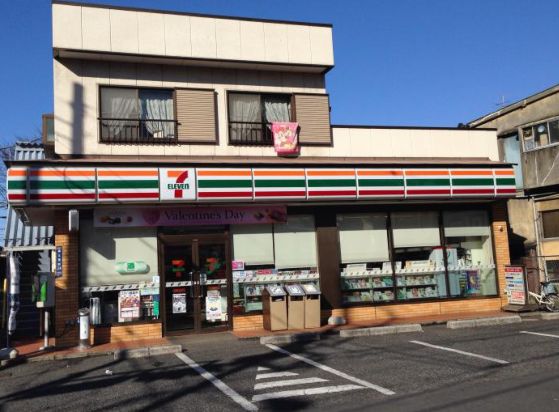 コンビニ　セブンイレブン板橋富士見町店（コンビニ）まで363m