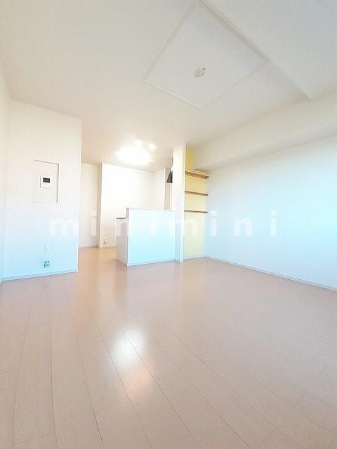 居室・リビング　※写真は別号室のものですので現状優先とさせていただきます