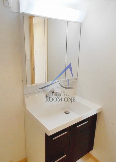 洗面設備　洗面台です。