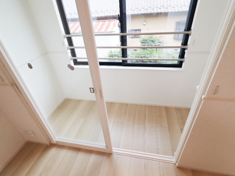 バルコニー　図面と現状に相違がある場合には現状を優先