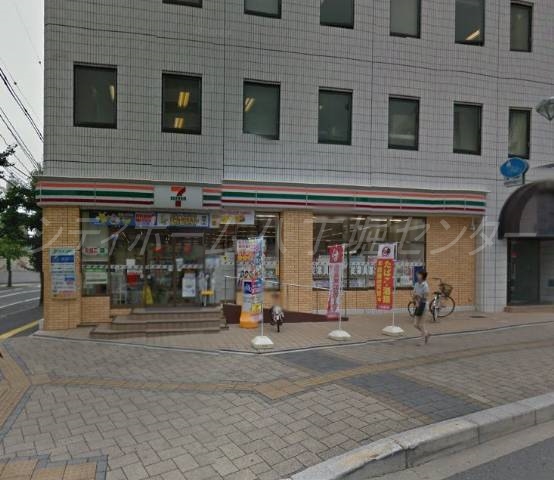 コンビニ　セブンイレブン広島家庭裁判所前店（コンビニ）まで210m