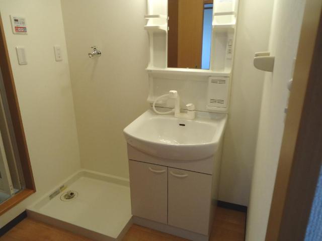 洗面設備　洗髪洗面化粧台