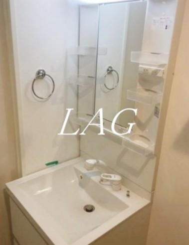 洗面設備　独立洗面台です。