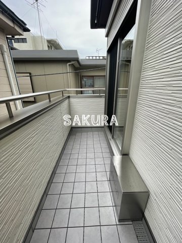 バルコニー　暖かな日差しのふりそそぐバルコニー♪