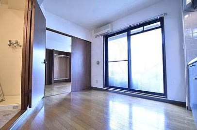 居室・リビング　居室