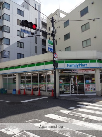 コンビニ　ファミリーマート（コンビニ）まで250m