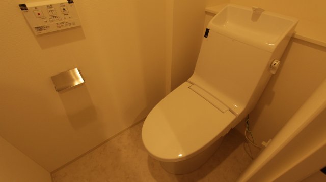 トイレ　参考写真