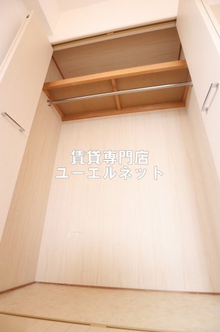 収納　クローゼット付きでお部屋もスッキリ♪