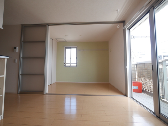 居室・リビング　★２面採光で明るいお部屋です★