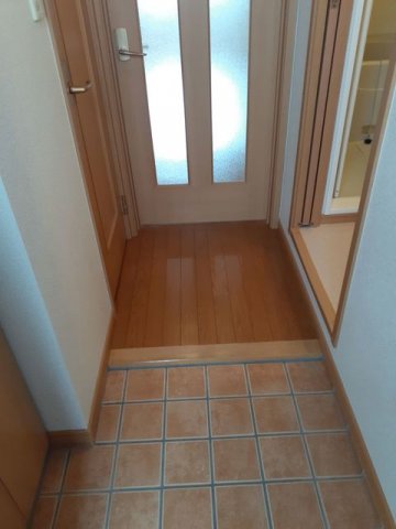 玄関　落ち着いた玄関です