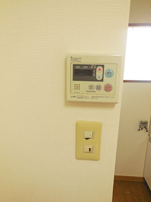 その他設備　給湯リモコン