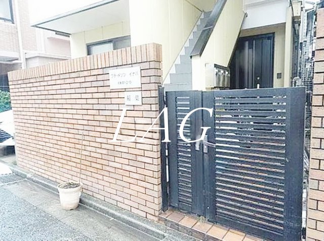 エントランス　門扉です。