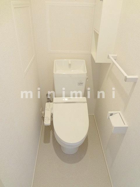 トイレ　※写真は他号室を含む為現状優先とさせて頂きます