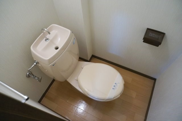 トイレ　別部屋写真