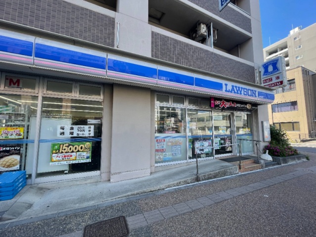 コンビニ　ローソン（新潟東中通一番町店）（コンビニ）まで240m