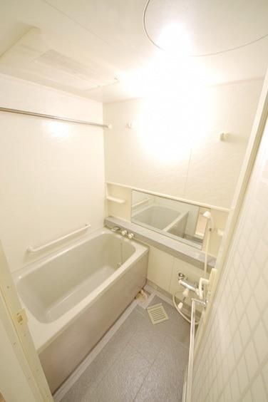 バス・シャワールーム　別部屋参考写真