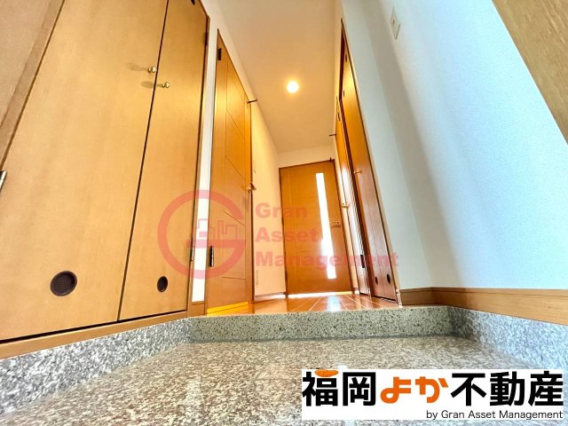 玄関　ゆったりとした玄関です