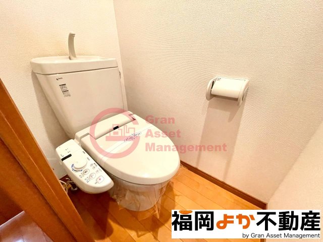 トイレ　落ち着いたトイレです