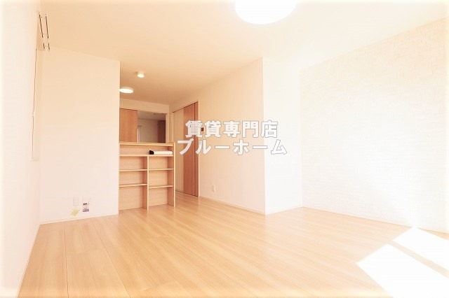 居室・リビング　12帖の広々リビング！