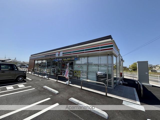 コンビニ　セブンイレブン出雲白枝町南店（コンビニ）まで669m