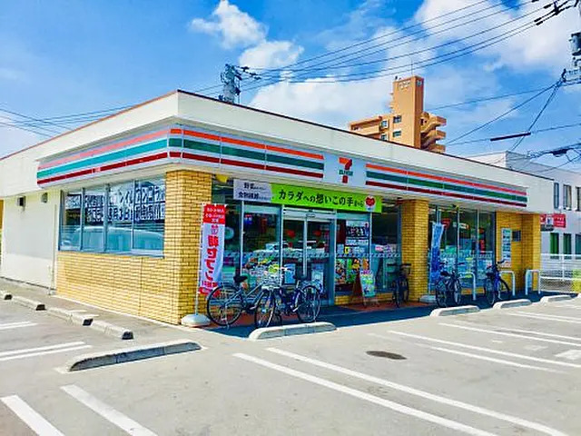 コンビニ　セブンイレブン 高松太田下町店（コンビニ）まで682m